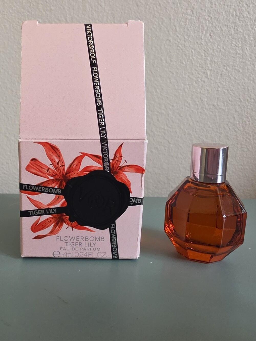 Viktor & Rolf Flowerbomb Tiger Lily